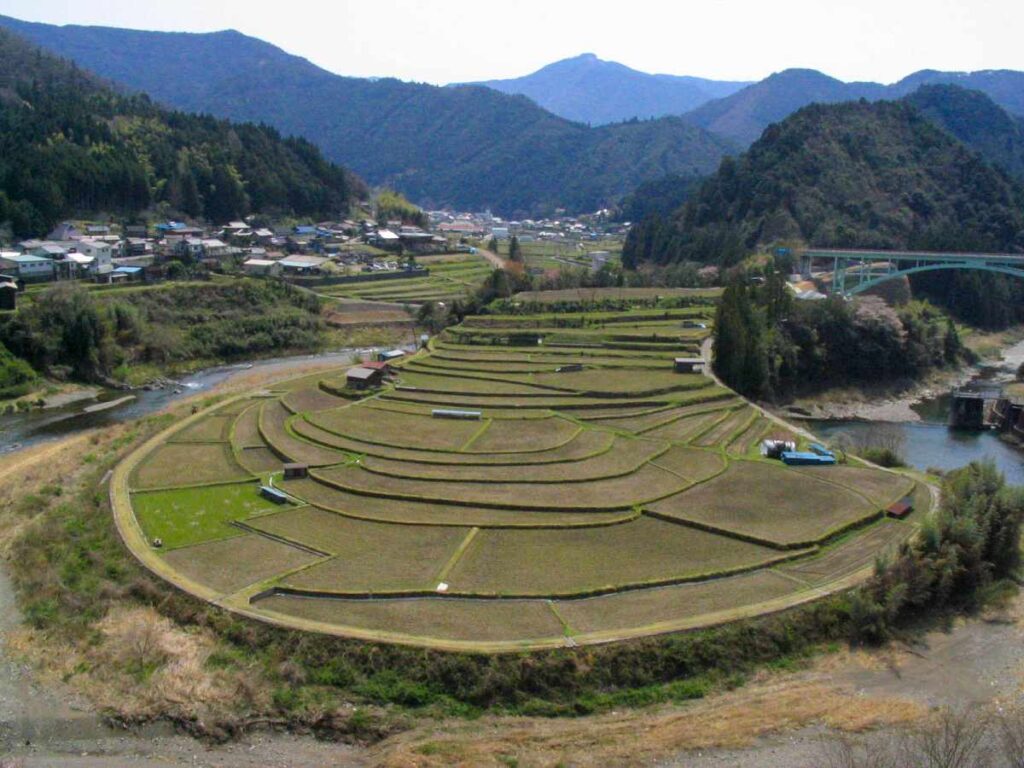 有田川　あらぎ島