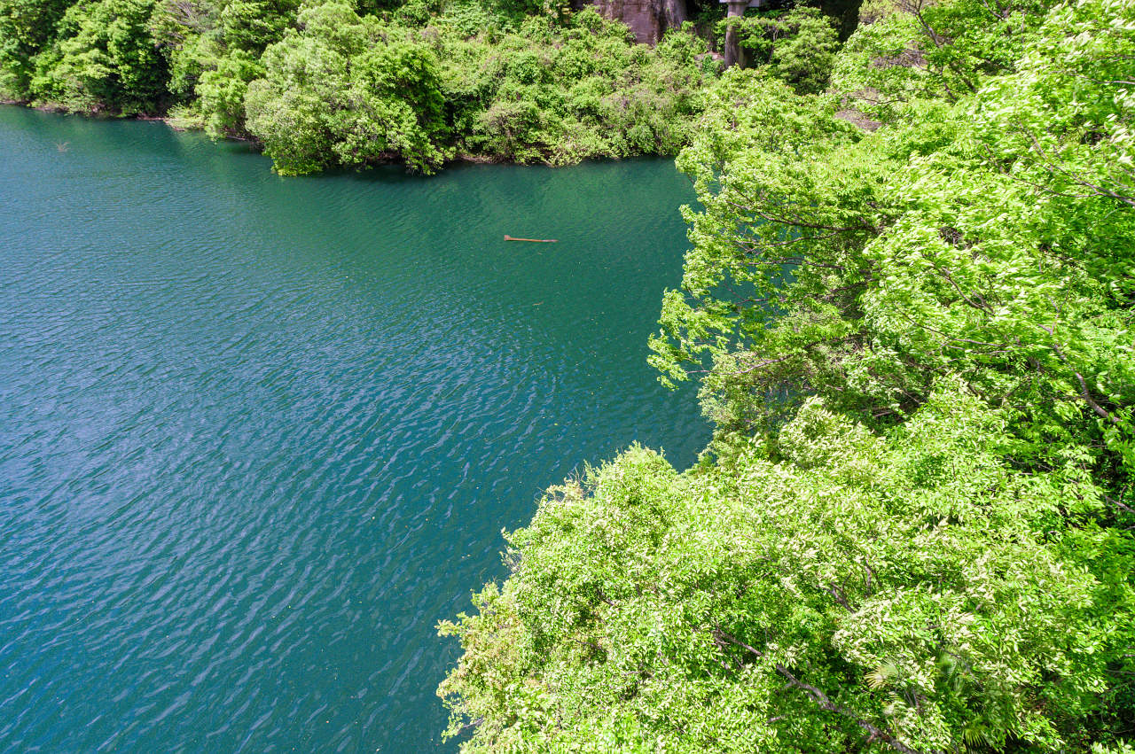 二川ダム湖 蔵王橋